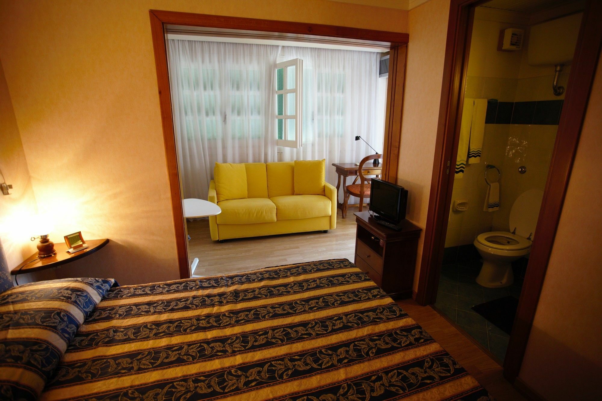 Bed and Breakfast Residenza Matilde Rzym Zewnętrze zdjęcie